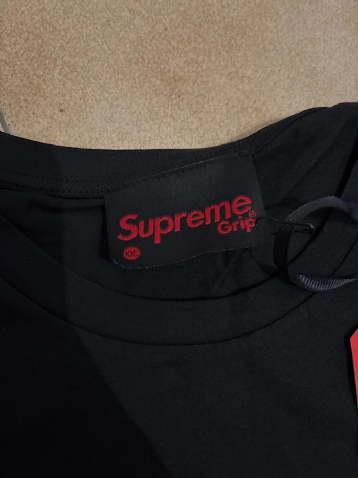 Tee shirt supreme grip - photo numéro 4
