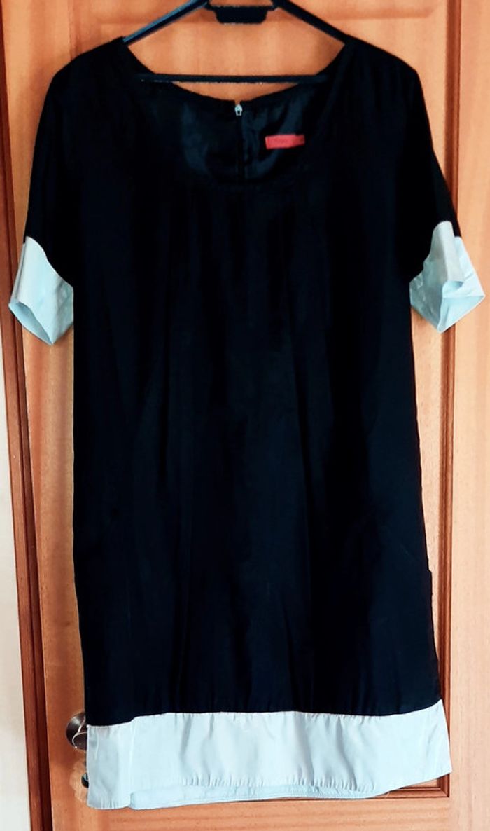 Robe noire et grise 44