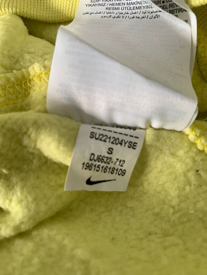 Sweat à capuche Nike taille S en parfait état - photo numéro 4