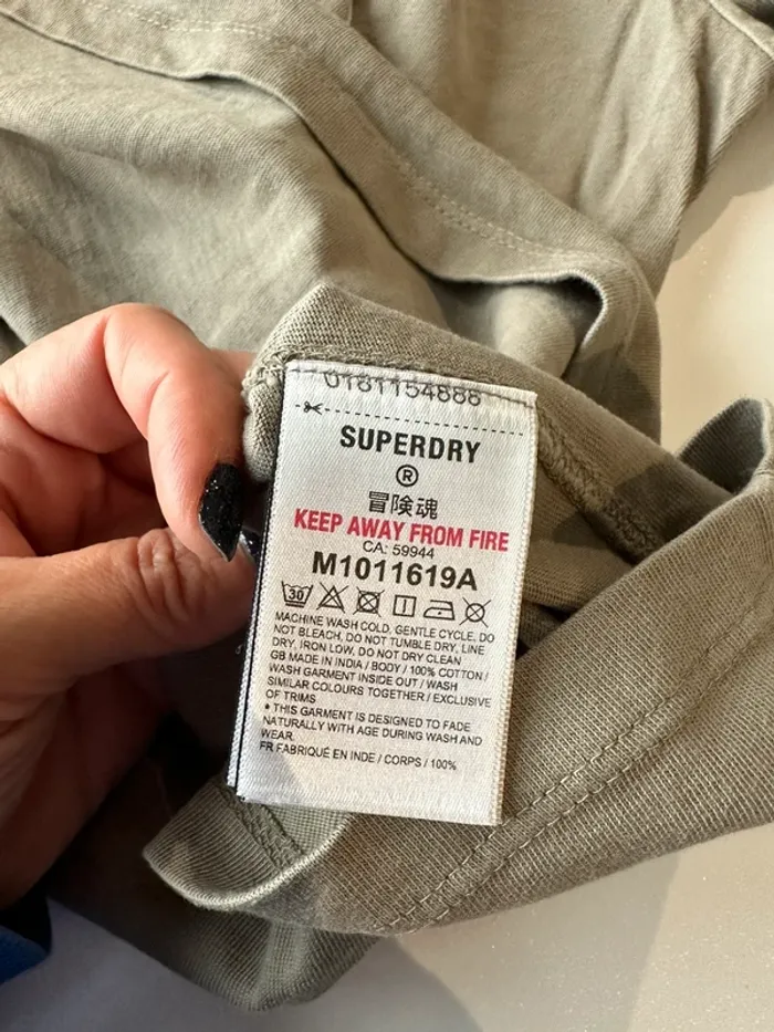 T-shirt gris kaki superdry - photo numéro 7