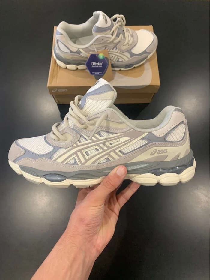 Asics GEL-NYC Gris 40