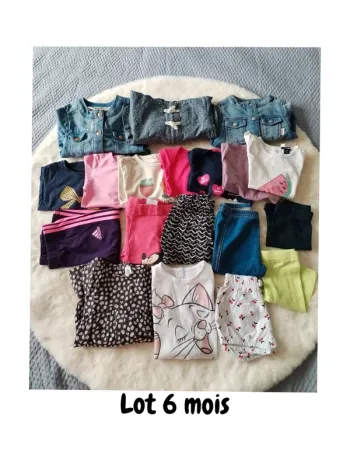 Lot vêtements bébé 6 mois fille