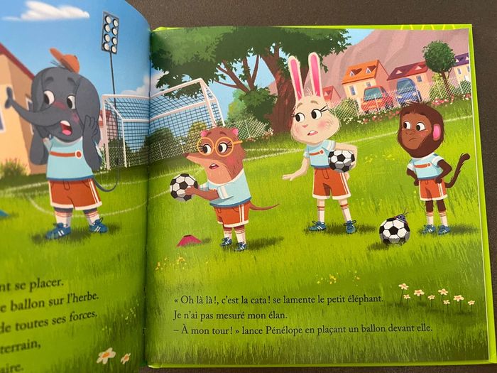 Livre Mcdo - L'entrainement de football - photo numéro 4