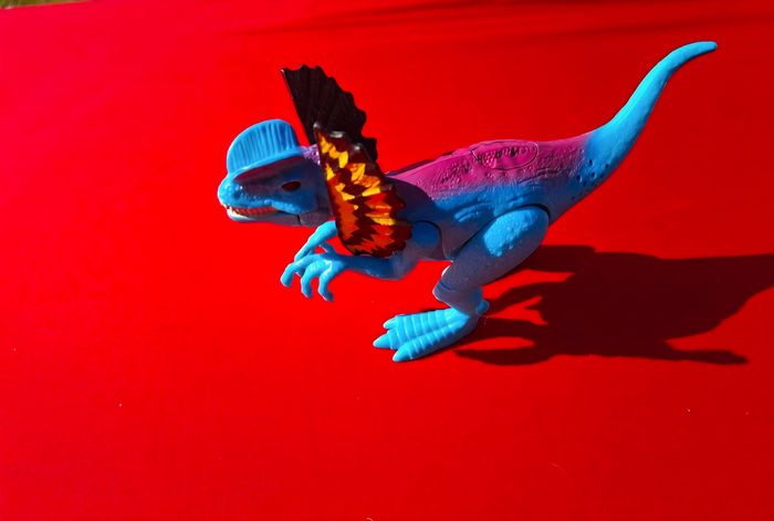 Dinosaure avec bruitage - photo numéro 2