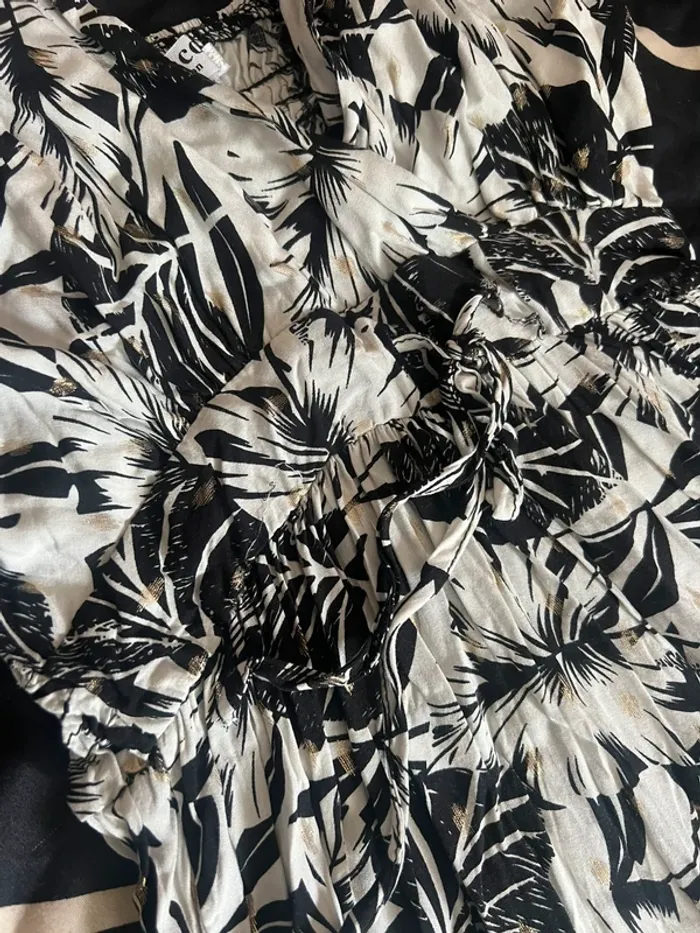 Robe longue feuille noir doré T.S/M - photo numéro 3