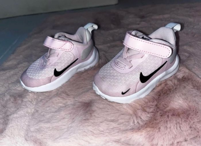 Basket bébé fille - photo numéro 2