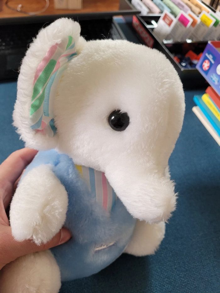 RARE Peluche Éléphant Boulgom 24cm bleu blanc multicolore trompe doudou Made in France collection - photo numéro 4