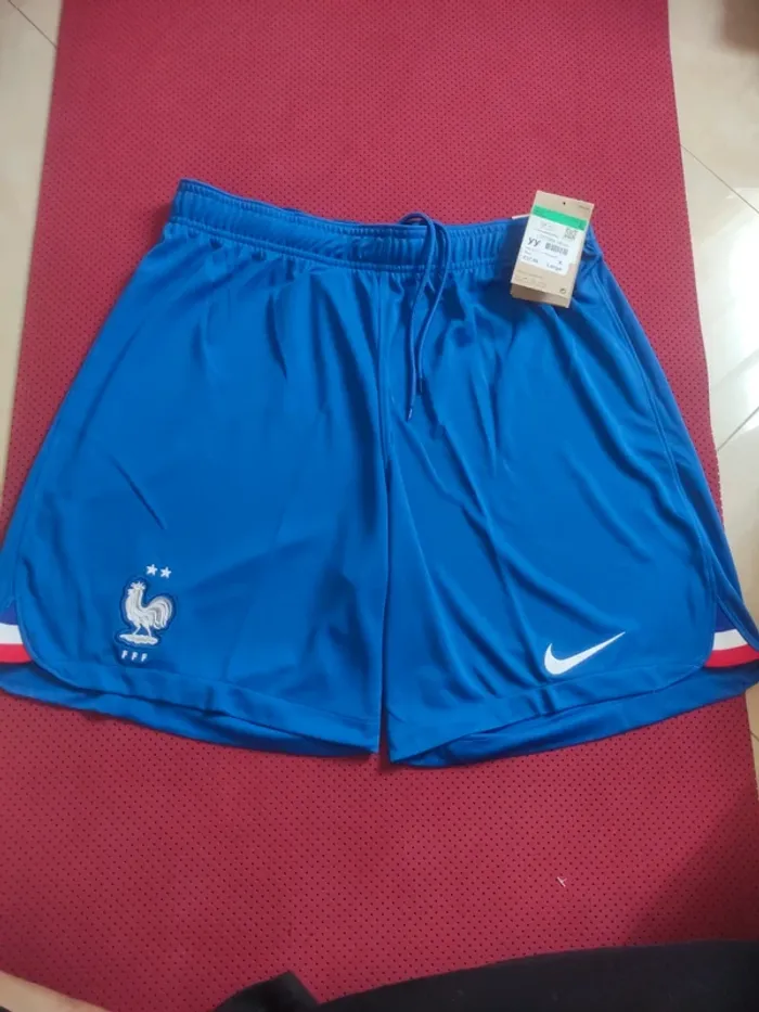 Short de foot France, Nike Authentique Officiel taille Adulte XL Slim, Neuf