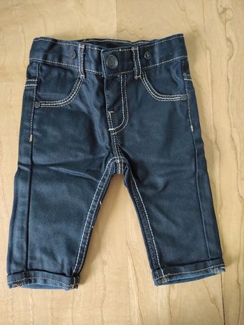 Jean bébé neuf