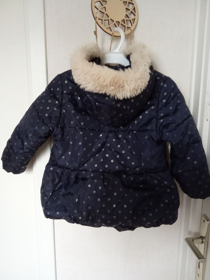 Manteau long, ,veste, doudoune  hiver bébé fille capuche 12 mois, 1 an, marine,  blanc, motifs, chaude, capuche 12 mois - photo numéro 2
