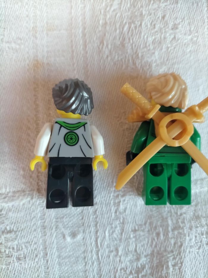 Lot de 8 figurines ninjago - photo numéro 5