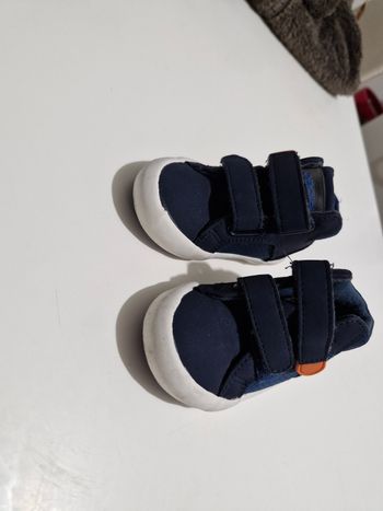 Chaussure garçon taille 20