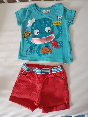 Ensemble t shirt et short 9 mois DPAM