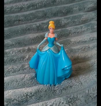 Figurine rouleau cendrillon