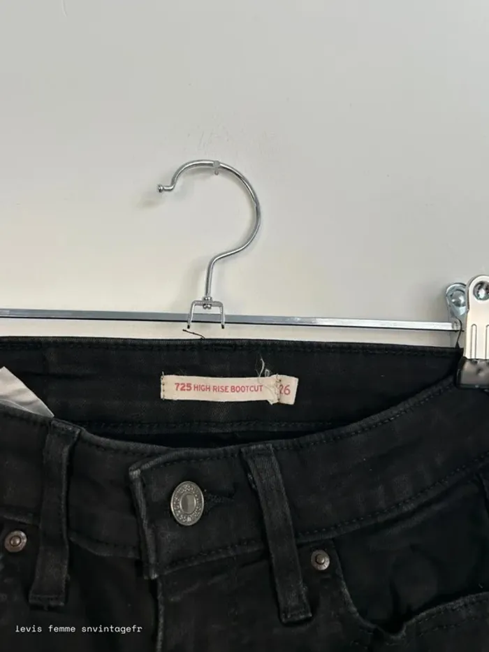 Jean Levi's Femme Noir | 725 High Rise Bootcut | Taille W26 L30 FR36 | Très Bon État | BP15 - photo numéro 3
