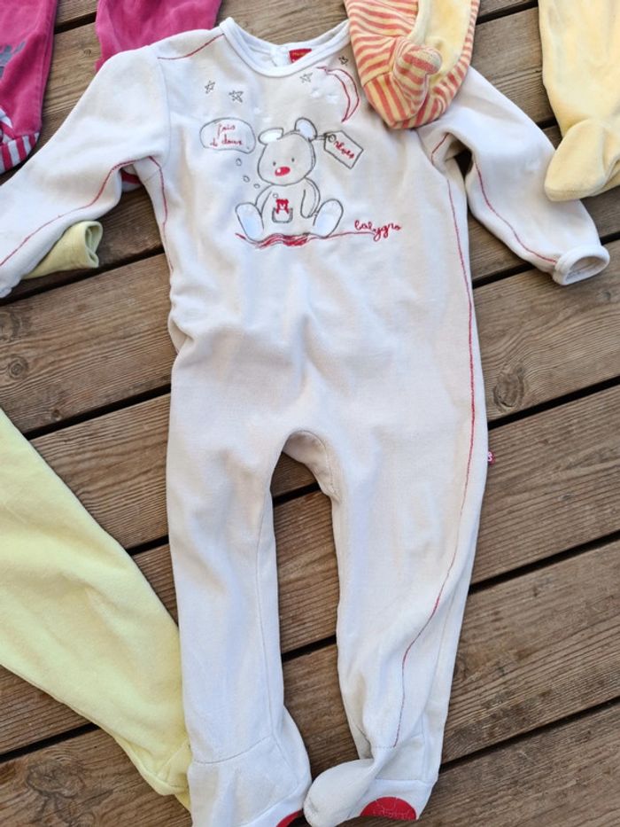 Lot 8 pyjamas 23 mois - photo numéro 8