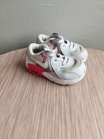 Basket Nike fille taille 22