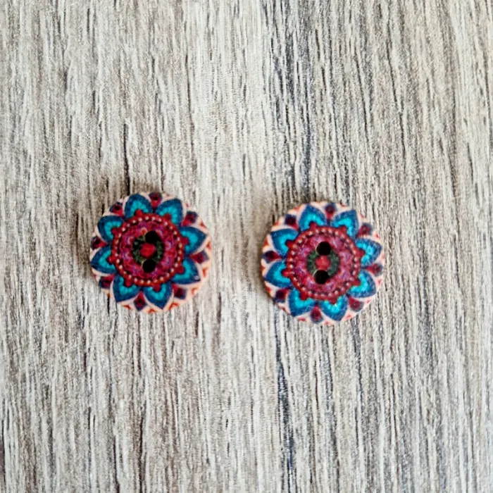 Lot de 2 boutons en bois vintage