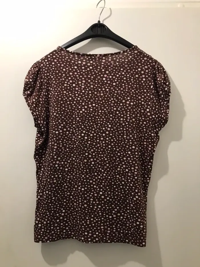 Haut femme kiabi woman été col v manches courtes marrons multicolore taille 44 - photo numéro 2