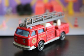 Majorette Camion de pompier miniature