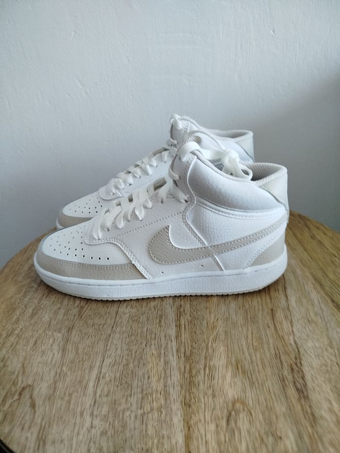 Baskets Nike T38 - photo numéro 4