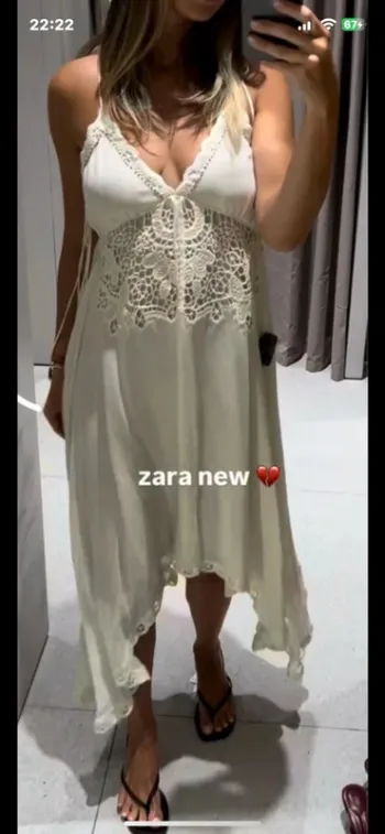Belle robe créé broderie Zara taille L