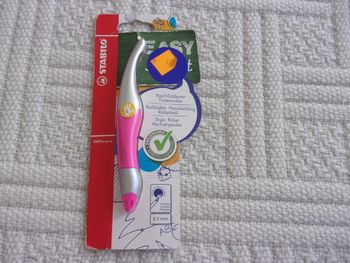 stylo roller rechargeable spécial gaucher