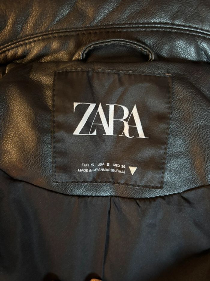 Perfecto en simili cuir noir ZARA - Taille S - photo numéro 6