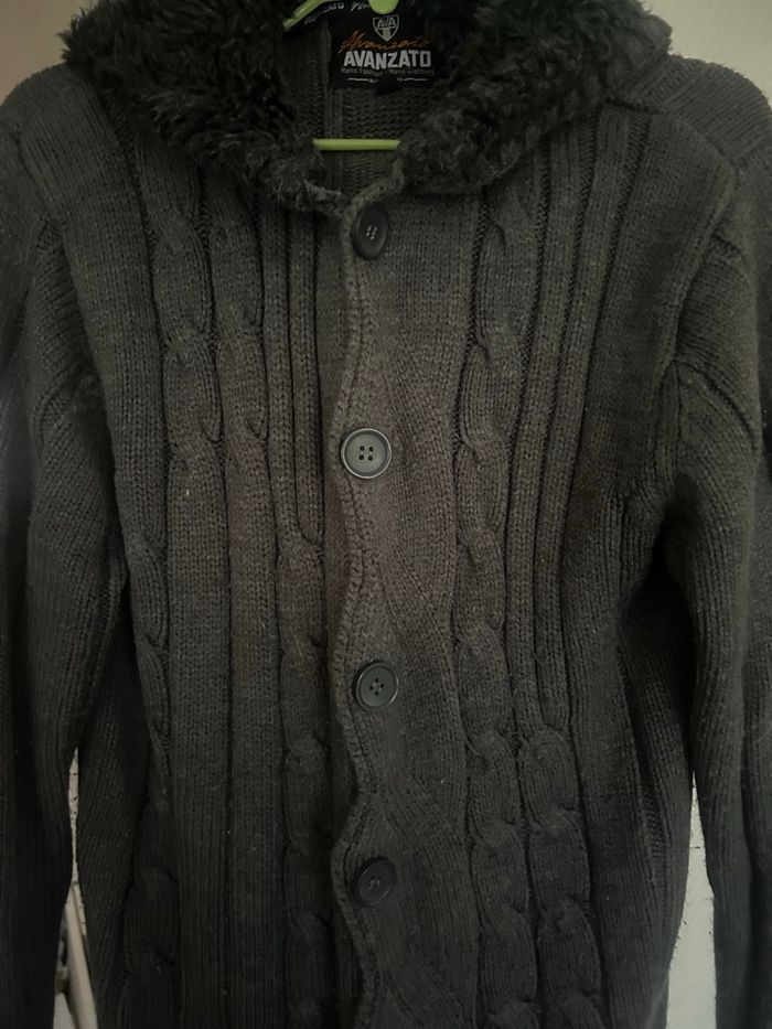 Pull / Gilet épais à capuche à boutons très bon état pour homme taille L couleur gris - photo numéro 2