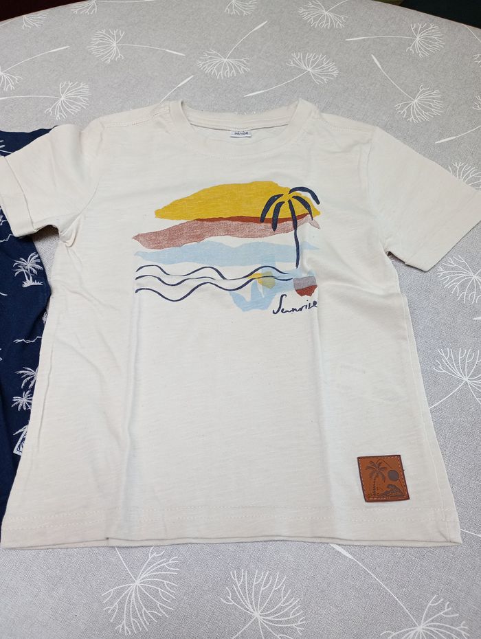 Lot t-shirts - photo numéro 5