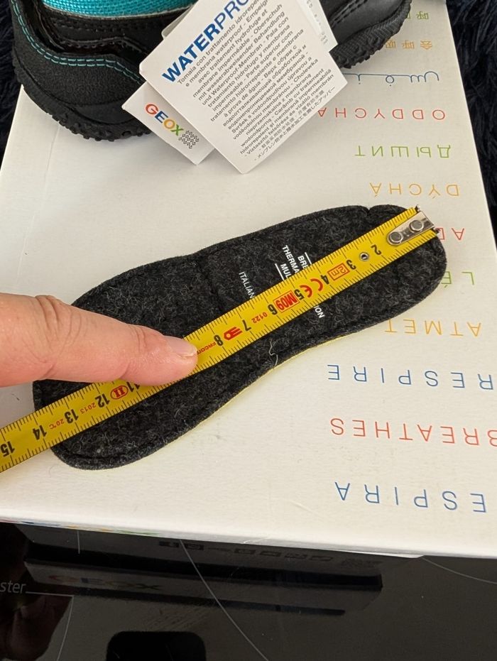 Chaussures imperméables chaudes enfant. Taille 21. Neuf. Geox - photo numéro 9