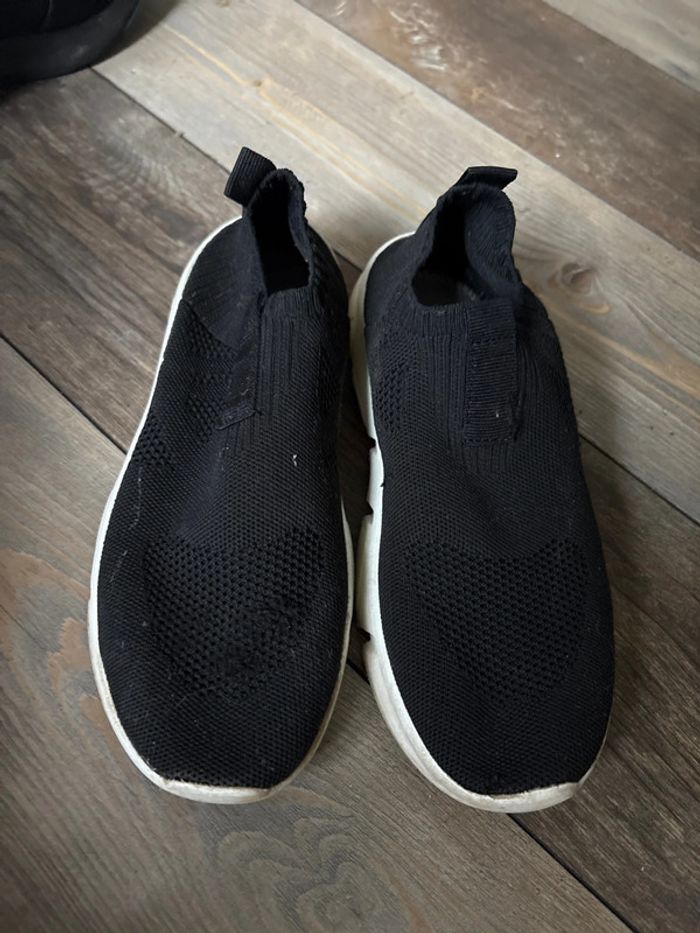 Baskets noires à enfiler geox légères 37