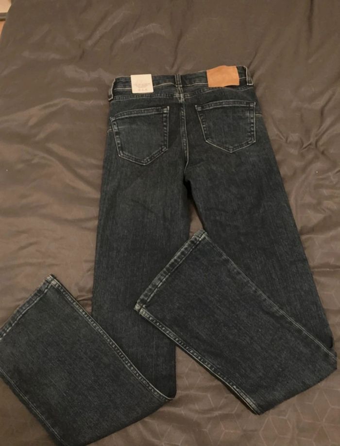 Jeans neuf Zara bootcut taille 34 - photo numéro 2