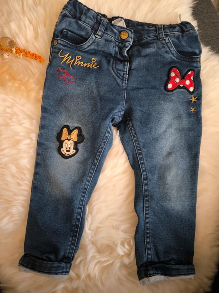 💙 Magnifique jean Minnie Mouse en 24 mois 💙 - photo numéro 2
