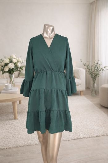 Robe bohème Deva moda verte à volants – Taille S/M (36/38) 