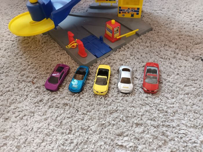 Garage et voitures - photo numéro 2