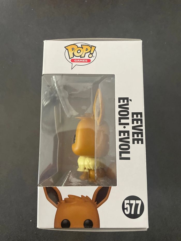Funko pop figurine Pokémon 577 eevee evoli - photo numéro 2