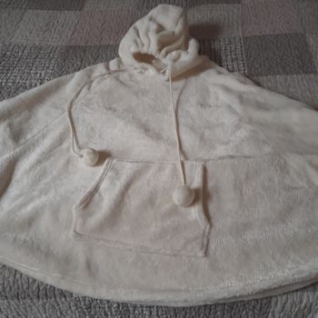 Pull châle taille 42/44 crème