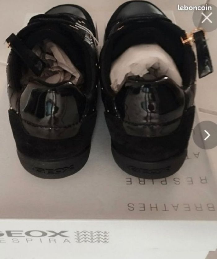 Baskets Geox neuves en nubuck pour fille, jamais portées, pointure 35 - photo numéro 5