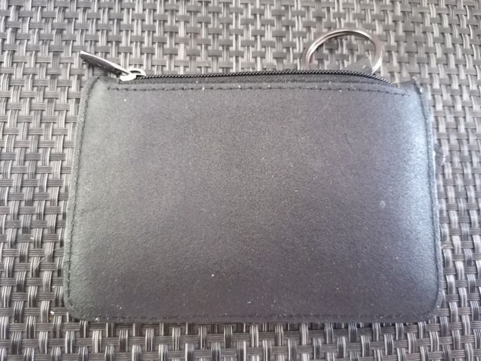 Porte monnaie noir neuf, jamais servi - photo numéro 2
