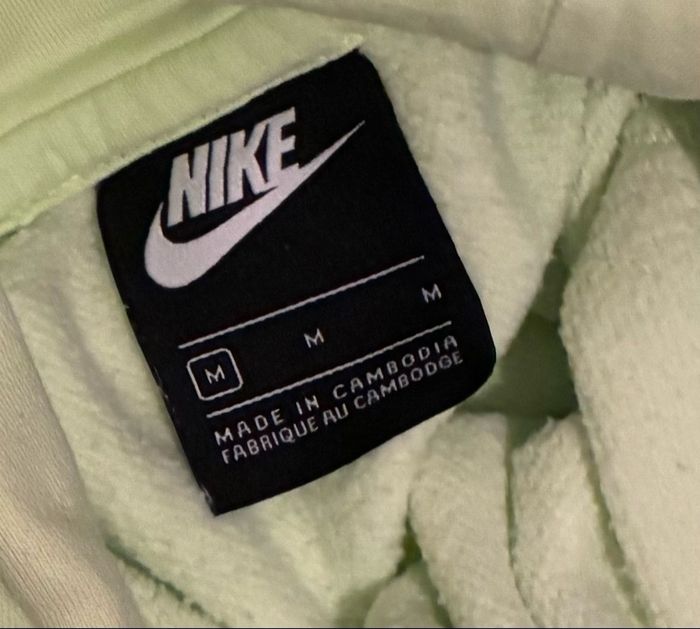 Sweat nike - photo numéro 2