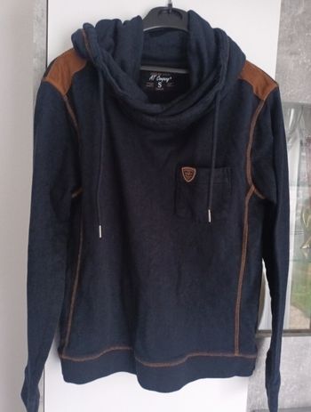 Look décontracté sweat à capuche avec cordon  taille S intérieur polaire matière