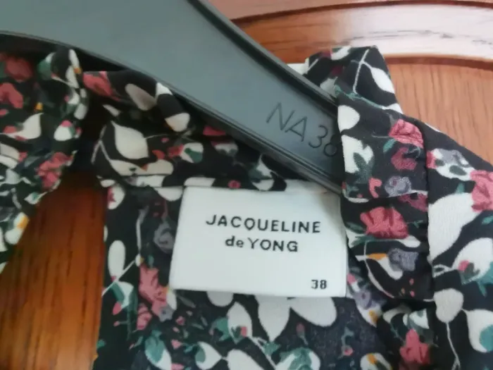 Blouse fleurie taille 38 Jacqueline de Yong. - photo numéro 5