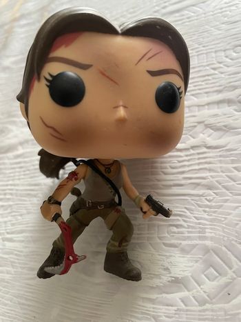 Pop tomb raider lara croft