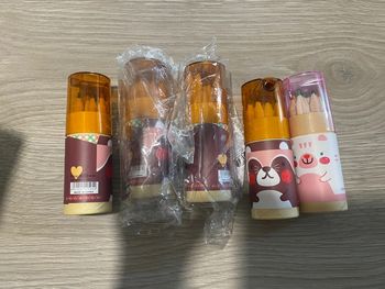 Lot boîte à crayons enfant