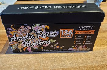 Crayons Acryliques neufs