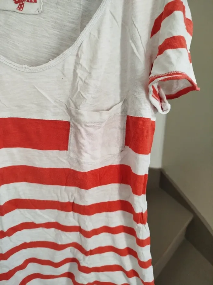 Tee-shirt rayé rouge - photo numéro 3