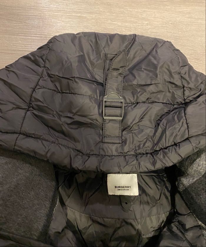 Doudoune Burberry noir - photo numéro 6