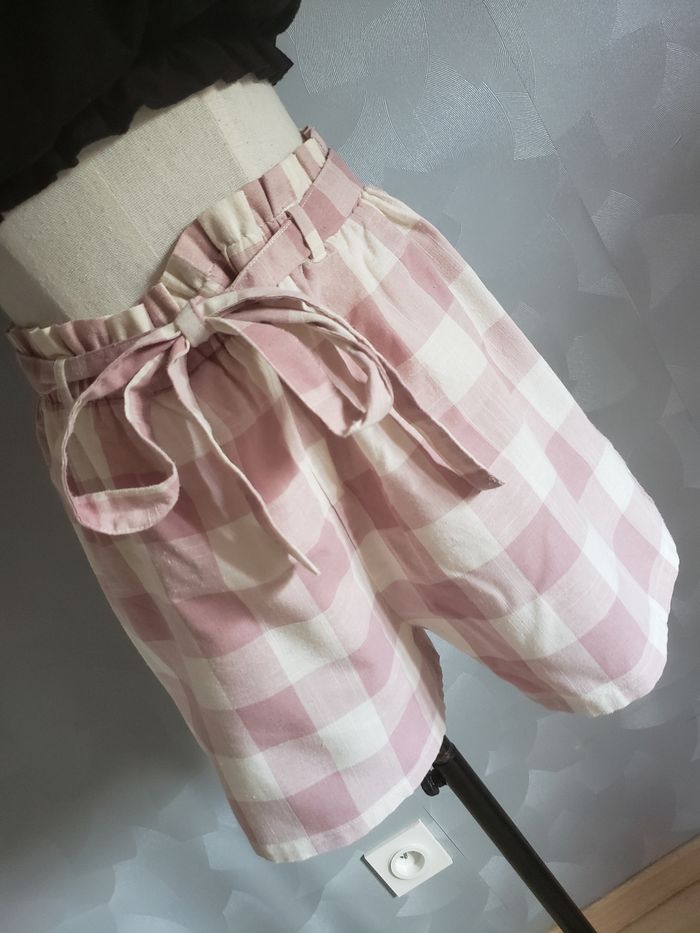 Short 🎀 Primark taille M 2€ - photo numéro 2