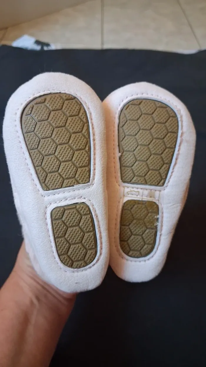 Chaussures bébé - photo numéro 3